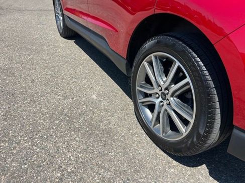 Used 2024 Ford Edge Titanium AWD/4WD image 23