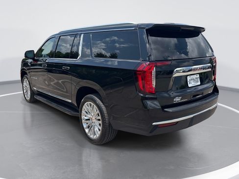 Used 2023 GMC Yukon XL SLT w/ SLT Luxury Package AWD/4WD image 6