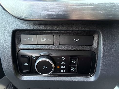 Used 2024 Ford F350 Lariat w/ Sport Appearance Package AWD/4WD image 23