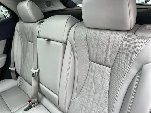 New 2026 Buick Envision Avenir image 18