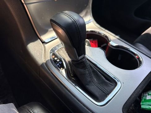 Used 2017 Jeep Grand Cherokee Altitude AWD/4WD image 31