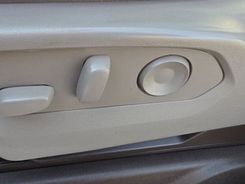 Used 2022 GMC Sierra 1500 SLT w/ SLT Premium Package image 27