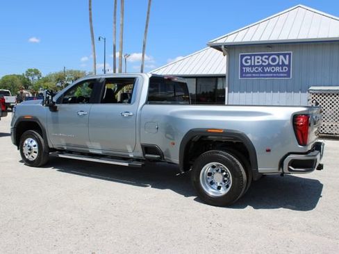 Used 2024 GMC Sierra 3500 Denali w/ Denali Reserve Package AWD/4WD image 7