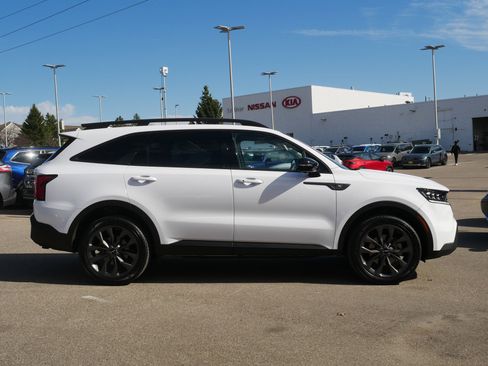 Certified 2023 Kia Sorento SX Prestige image 8