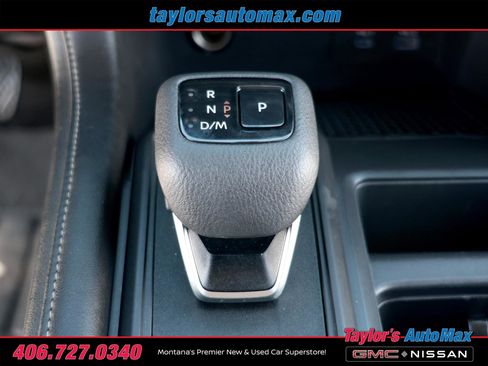 Used 2024 Nissan Pathfinder S image 20