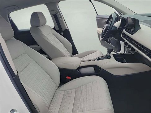 Used 2024 Honda HR-V LX image 24