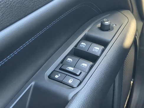 New 2026 Jeep Compass Latitude image 20