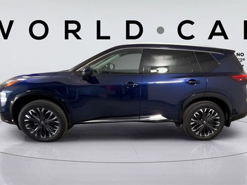 Used 2024 Nissan Rogue Platinum w/ Platinum Premium Package image 8