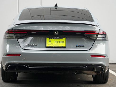 Used 2023 Honda Accord Sport image 10