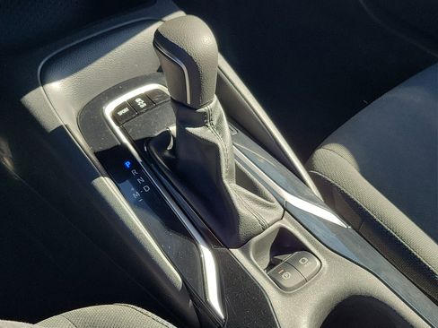 Used 2022 Toyota Corolla SE image 31