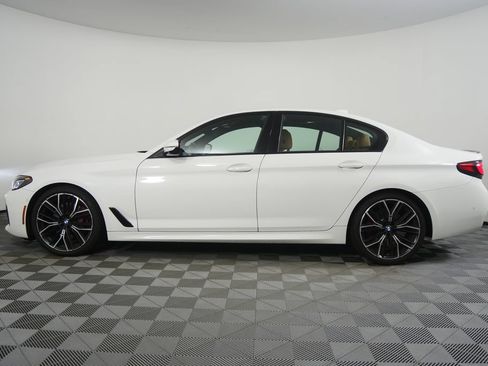 Used 2023 BMW 530i w/ M Sport Package RWD image 6