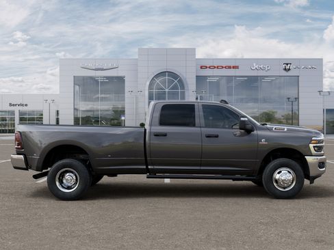 New 2026 RAM 3500 Tradesman AWD/4WD image 49
