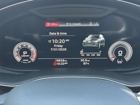 Used 2023 Audi Q7 3.0T Premium Plus AWD/4WD image 19