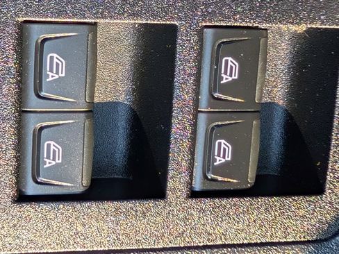 Used 2023 Ford Bronco Big Bend w/ Sasquatch Package image 21