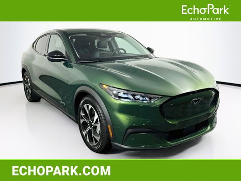 Used 2025 Ford Mustang Mach-E Select w/ Comfort Package Lite RWD image 1
