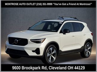New 2026 Volvo XC40 B5 Plus w/ Protection Package Premier video 1