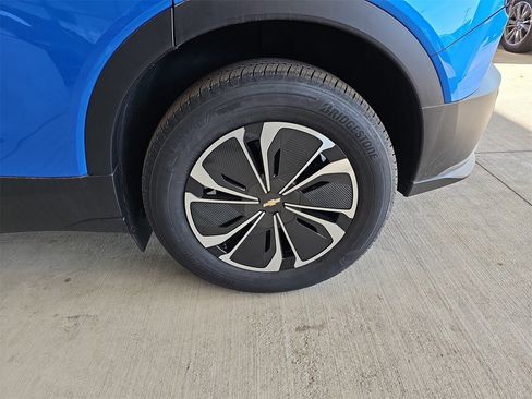 New 2025 Chevrolet Blazer EV LT image 31