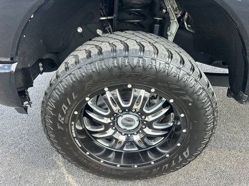 Used 2025 Ford F250 Lariat w/ Lariat Ultimate Package AWD/4WD image 7