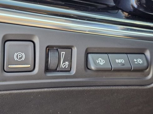 Used 2021 Cadillac XT6 Sport w/ Platinum Package image 21