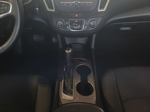 Used 2018 Chevrolet Malibu LS FWD image 11