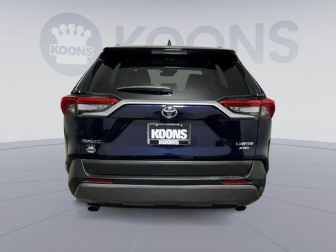 Used 2021 Toyota RAV4 Limited image 5