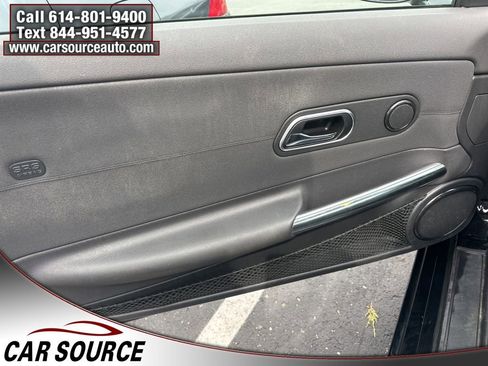Used 2007 Chrysler Crossfire Base image 10