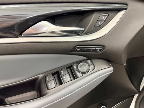Certified 2019 Buick Enclave Premium w/ Experience Buick Package FWD image 24