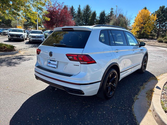 Used 2024 Volkswagen Tiguan SE R-Line AWD/4WD image 6