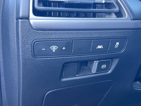 Used 2020 Hyundai Palisade SE image 28