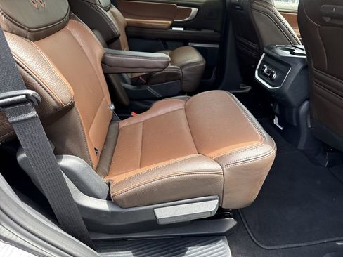 Used 2025 Ford Expedition King Ranch AWD/4WD image 15