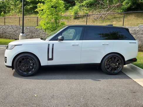 New 2026 Land Rover Range Rover SE AWD/4WD image 6