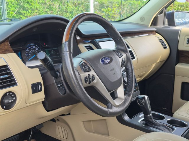 Used 2019 Ford Flex Limited w/ Equipment Group 301A FWD image 9