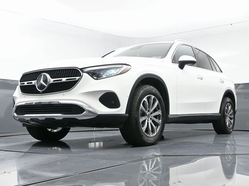 Used 2023 Mercedes-Benz GLC 300 image 49