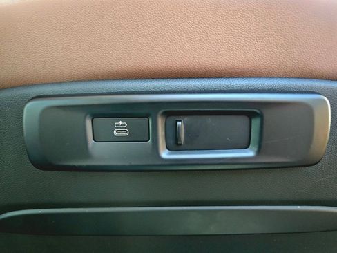 Used 2020 BMW X7 xDrive40i w/ Premium Package image 58