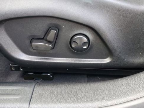 Certified 2022 Jeep Compass Limited image 23