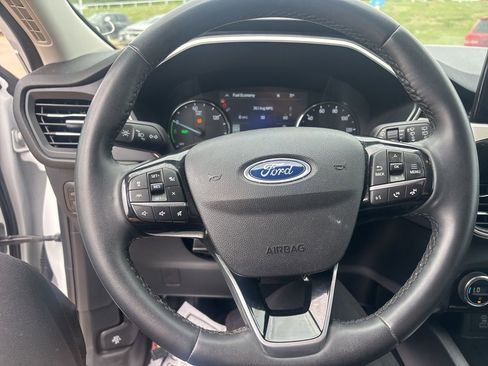 Used 2021 Ford Escape SEL FWD image 12