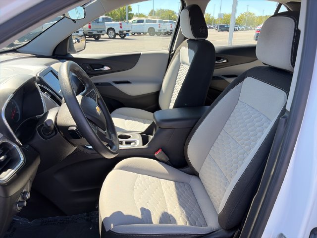 Used 2020 Chevrolet Equinox LS AWD/4WD image 16