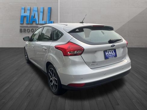 Used 2018 Ford Focus SEL FWD image 3