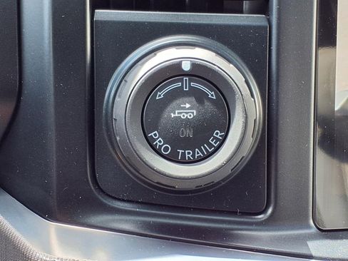 Used 2025 Ford F450 Platinum w/ Platinum Plus Package image 21