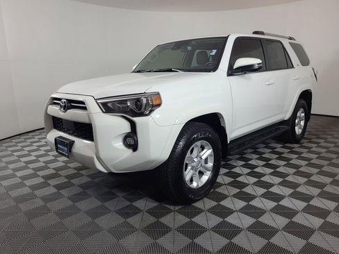 Used 2024 Toyota 4Runner SR5 Premium w/ Moonroof Package AWD/4WD image 7