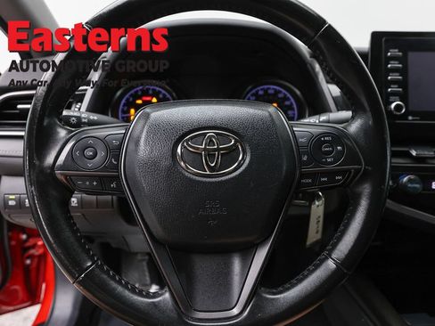 Used 2023 Toyota Camry SE FWD image 10