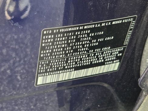 Used 2022 Volkswagen Tiguan SE image 31