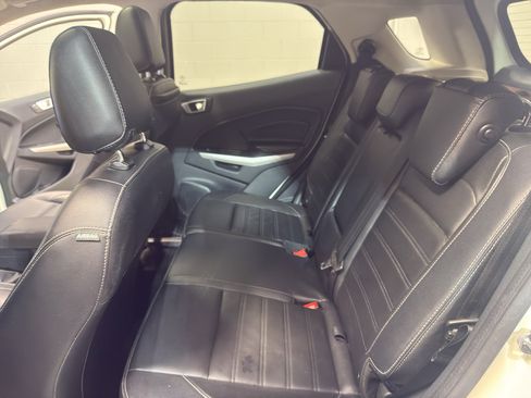 Used 2020 Ford EcoSport Titanium AWD/4WD image 25