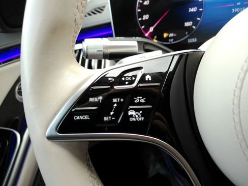 Used 2022 Mercedes-Benz S 500 4MATIC image 38
