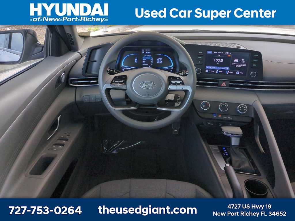 Certified 2026 Hyundai Elantra SE FWD image 16