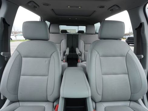 Used 2019 GMC Acadia SLT image 37