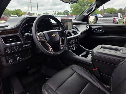 Certified 2024 Chevrolet Tahoe High Country w/ Premium Package 2 image 15