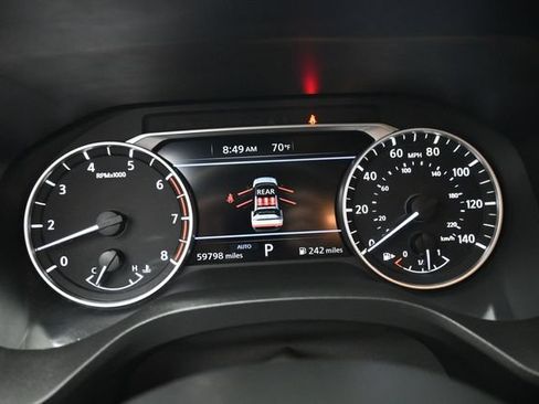 Used 2023 Nissan Rogue SV AWD/4WD image 11
