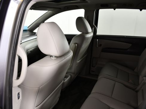 Used 2014 Honda Odyssey EX-L image 45