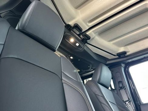 New 2026 Jeep Gladiator Mojave AWD/4WD image 15